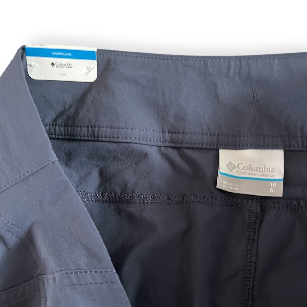 Columbia All Seasons Shorts for Ladies - Picture 7 of 9